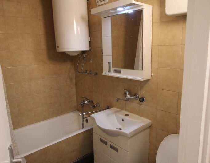 Novi Beograd – BLOK 70 – jednosoban – 38m2