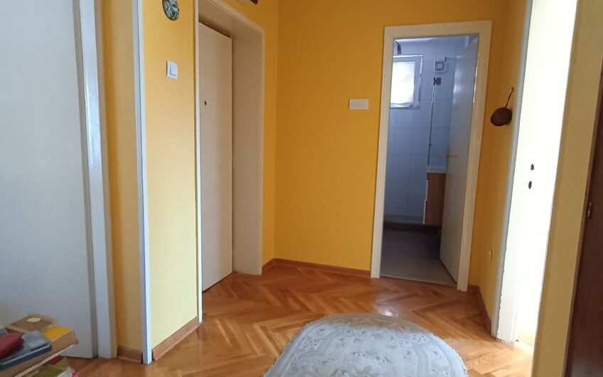 BANOVO BRDO – GOLF – KUĆA  HORIZONTALA