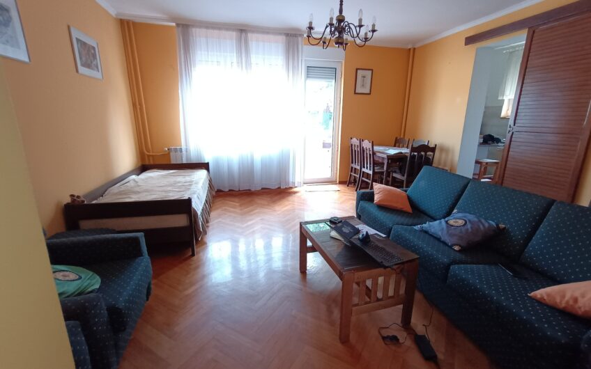 BANOVO BRDO – GOLF – KUĆA  HORIZONTALA
